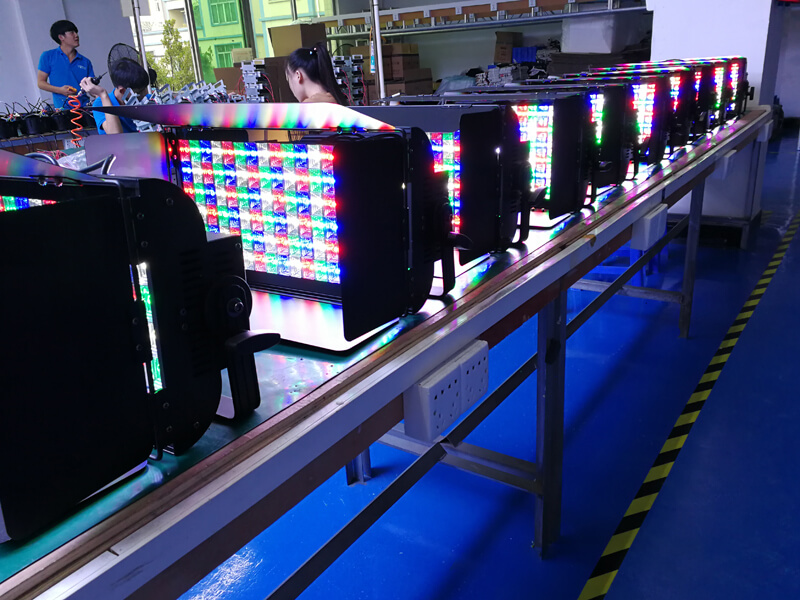 108颗360W LED天幕灯