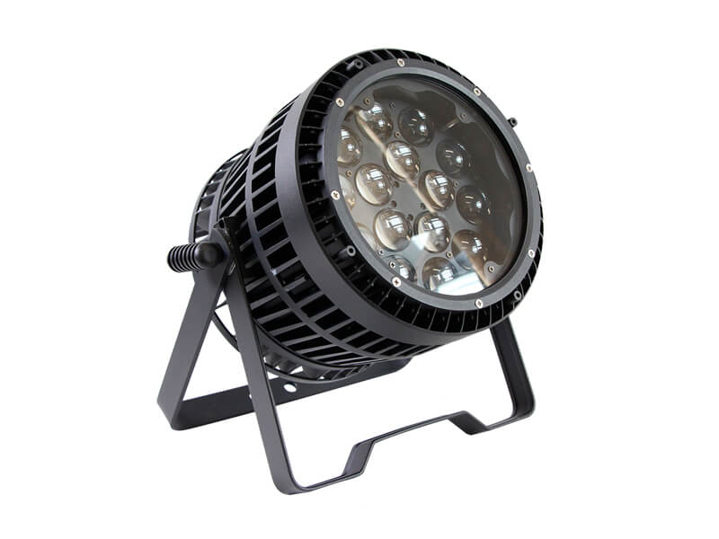 15颗15W RGBW 4合1 LED户外变焦帕灯
